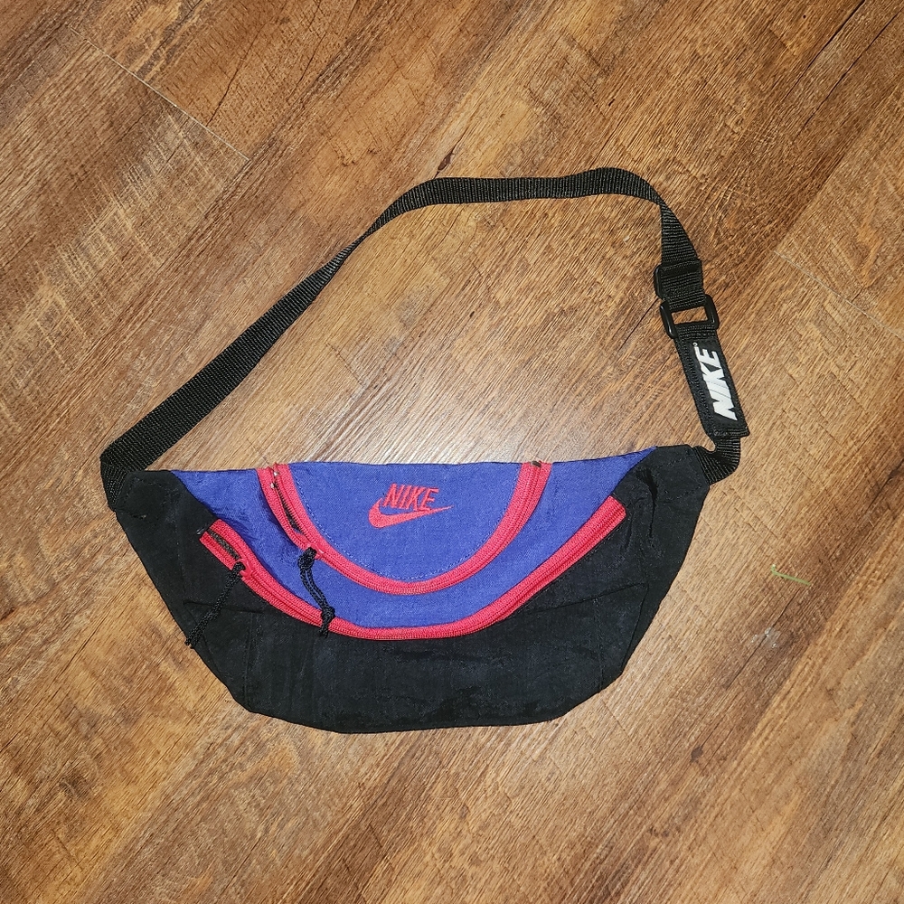 Vintage NIKE Made In Korea Belt Bag Fanny Pack Red Blue Black 90s EUC 13.75in